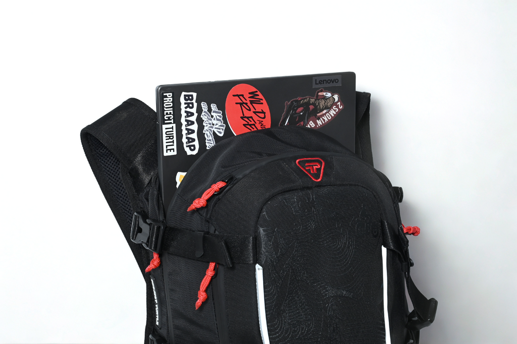 Project Turtle Shell 1 all-in-one motorcycle bag - back panel harness system